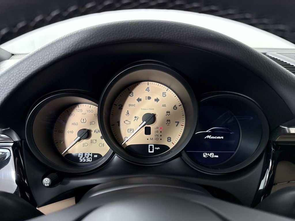 2024 Porsche Macan T