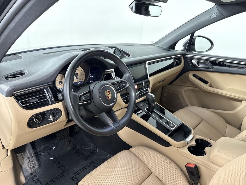 2024 Porsche Macan T