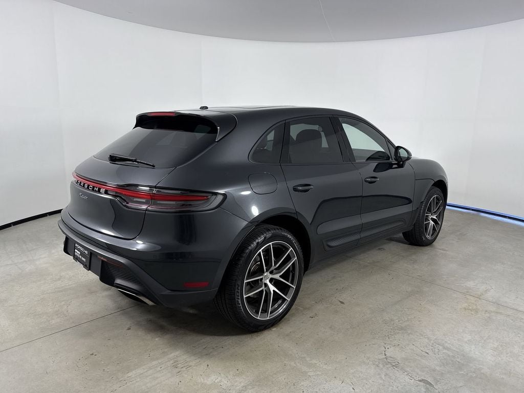 2024 Porsche Macan T