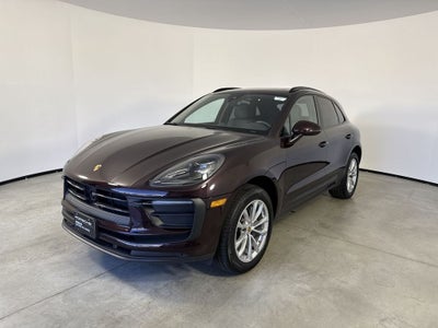 2025 Porsche Macan AWD