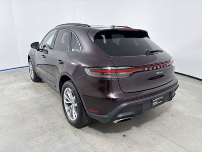 2025 Porsche Macan AWD