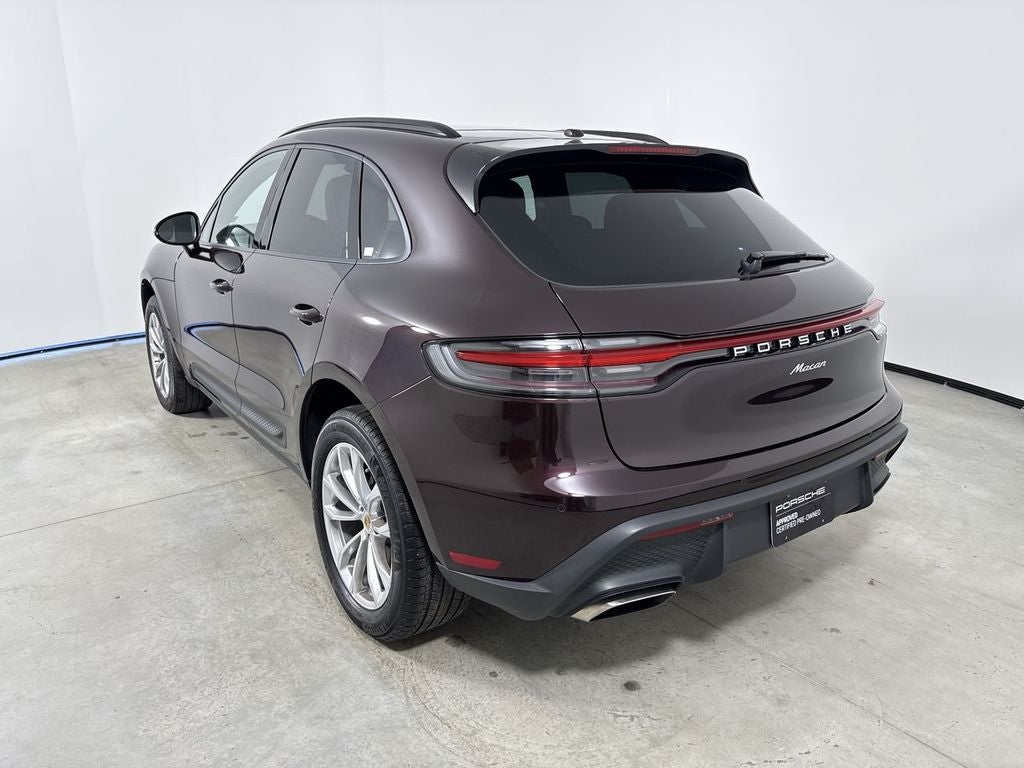 2025 Porsche Macan AWD