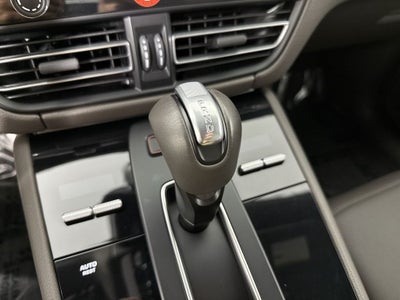 2025 Porsche Macan AWD