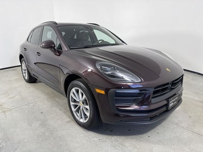 2025 Porsche Macan AWD