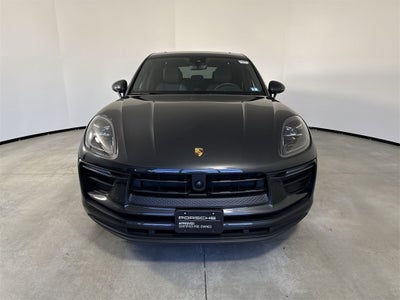 2025 Porsche Macan AWD