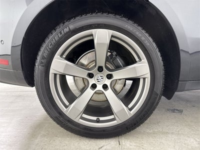 2025 Porsche Macan AWD