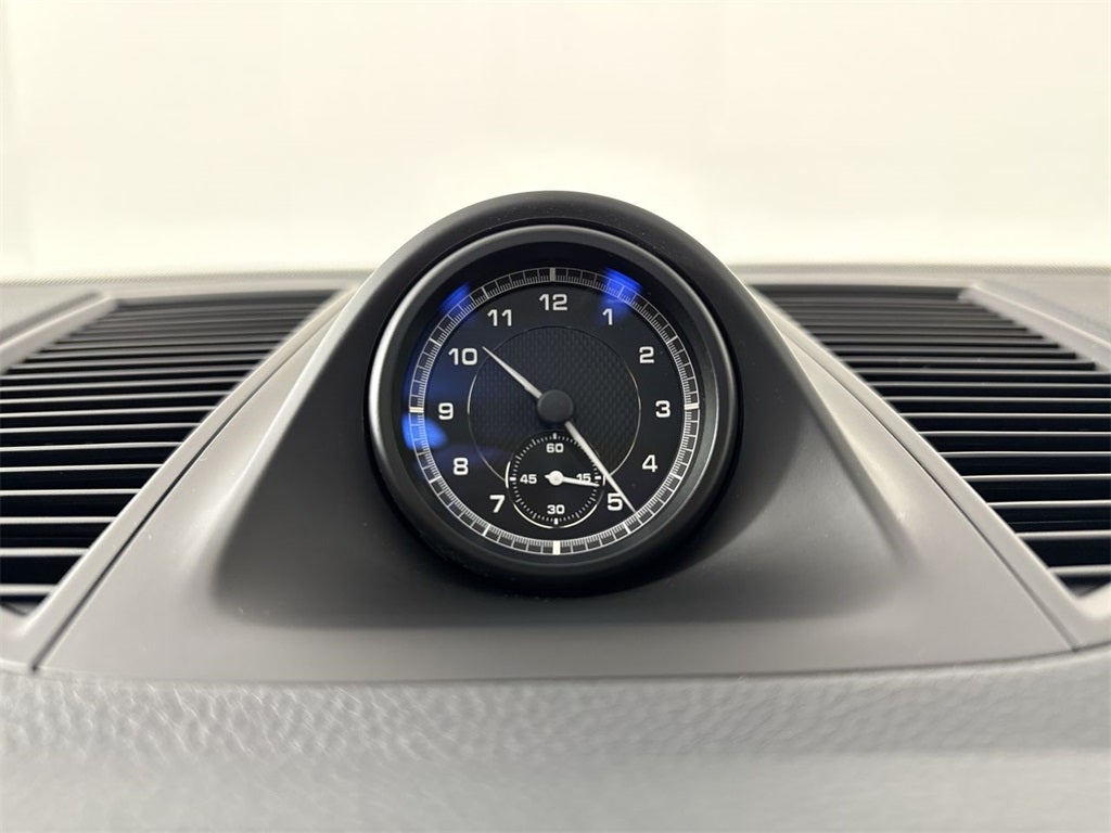 2025 Porsche Macan AWD