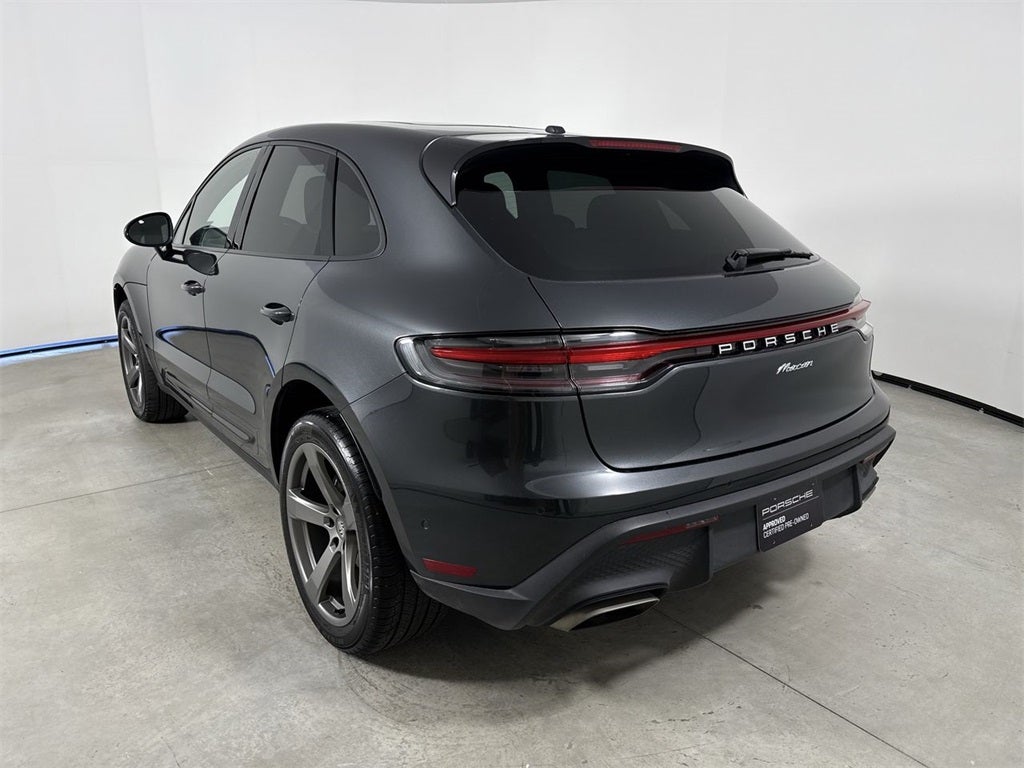 2025 Porsche Macan AWD