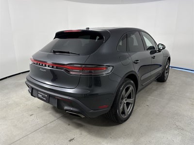 2025 Porsche Macan AWD