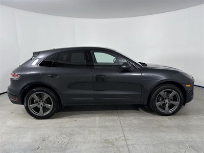2025 Porsche Macan AWD