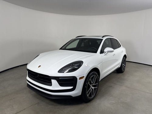 2025 Porsche Macan Base