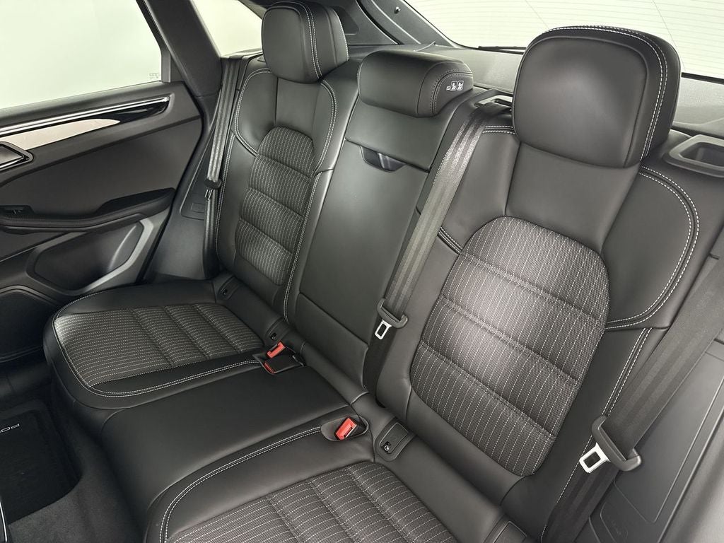 2026 Porsche Macan Macan T
