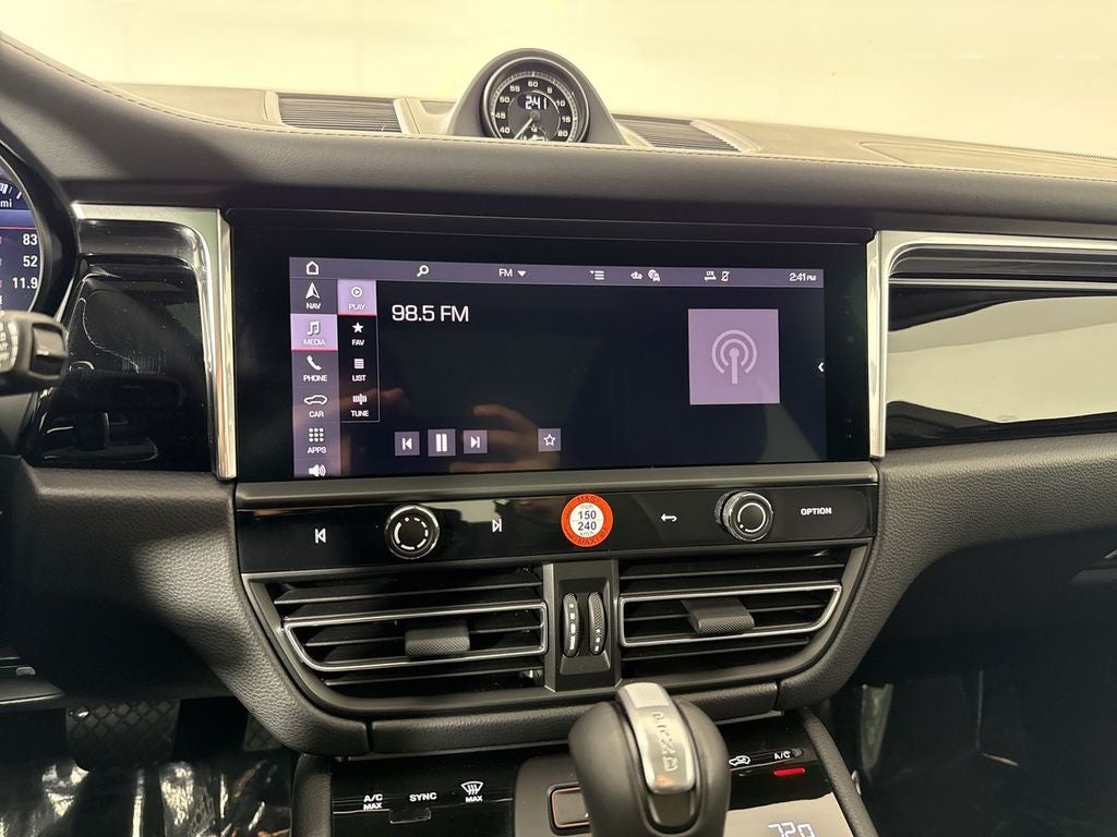 2026 Porsche Macan Macan T