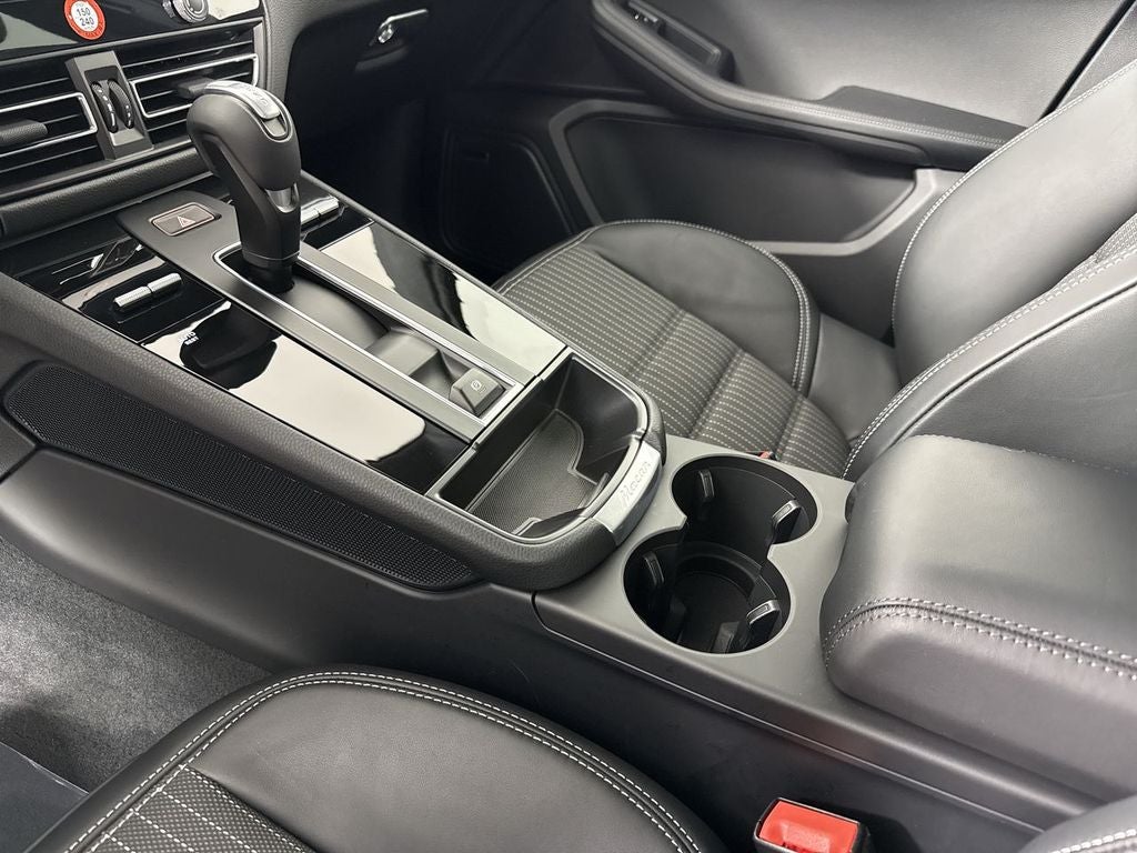 2026 Porsche Macan Macan T