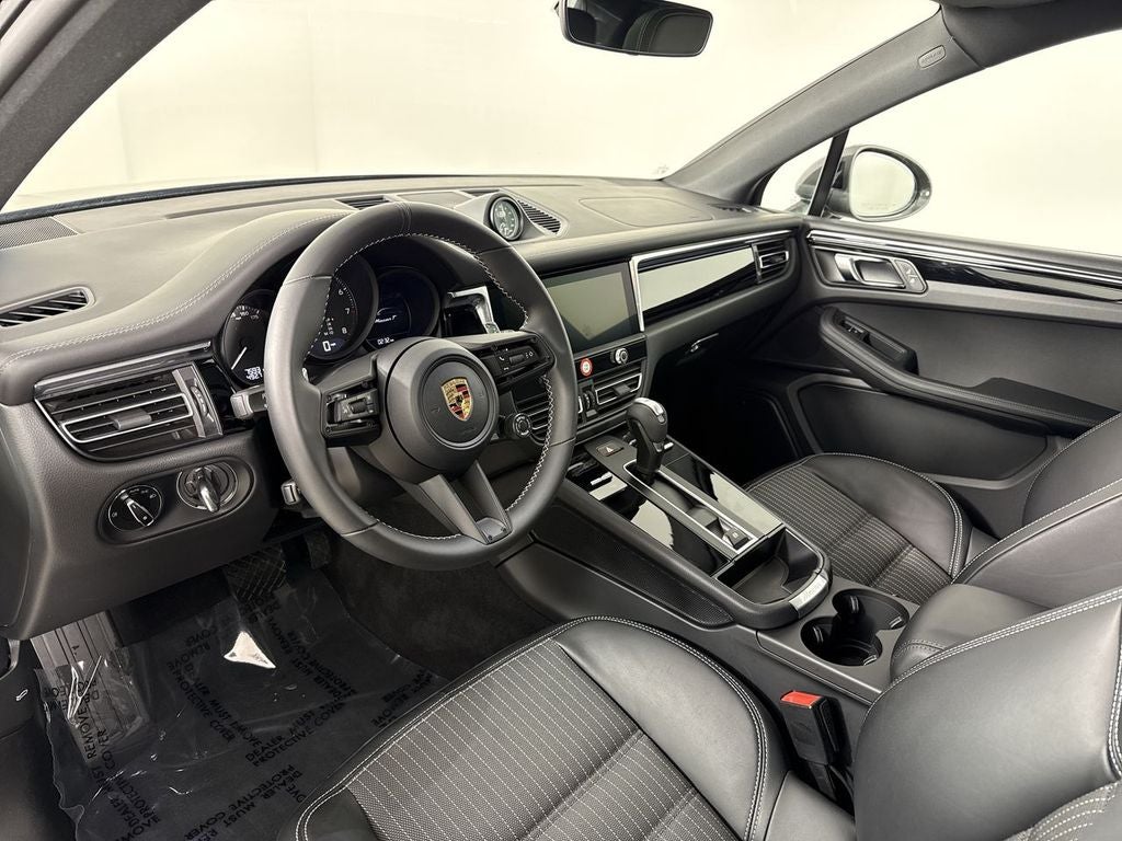 2026 Porsche Macan Macan T