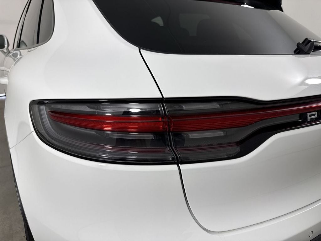 2026 Porsche Macan AWD