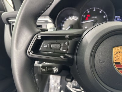2026 Porsche Macan AWD