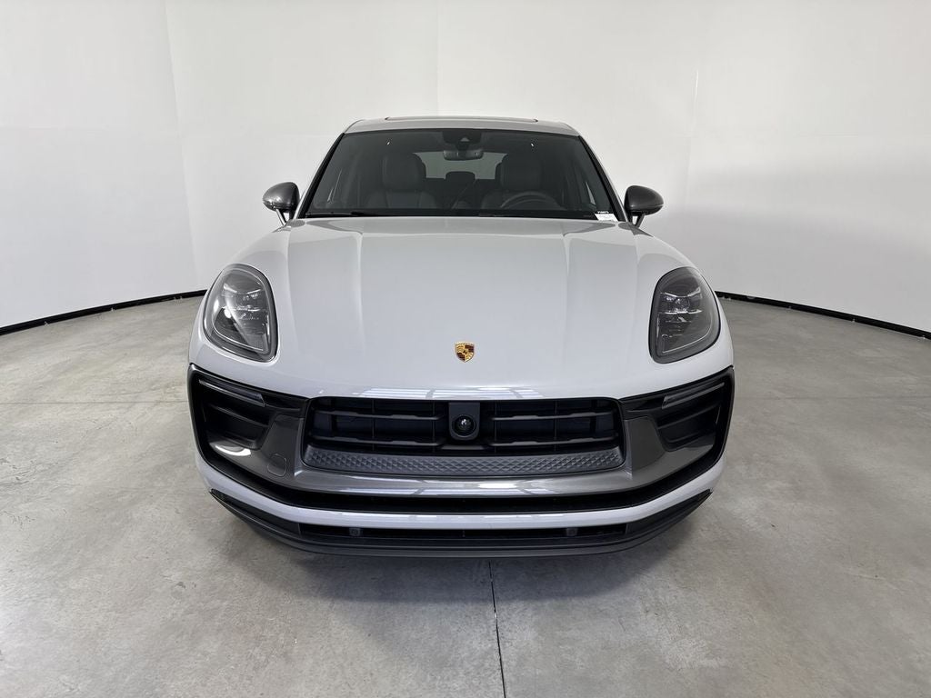 2026 Porsche Macan T