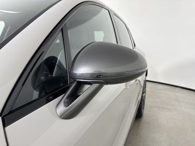 2026 Porsche Macan T