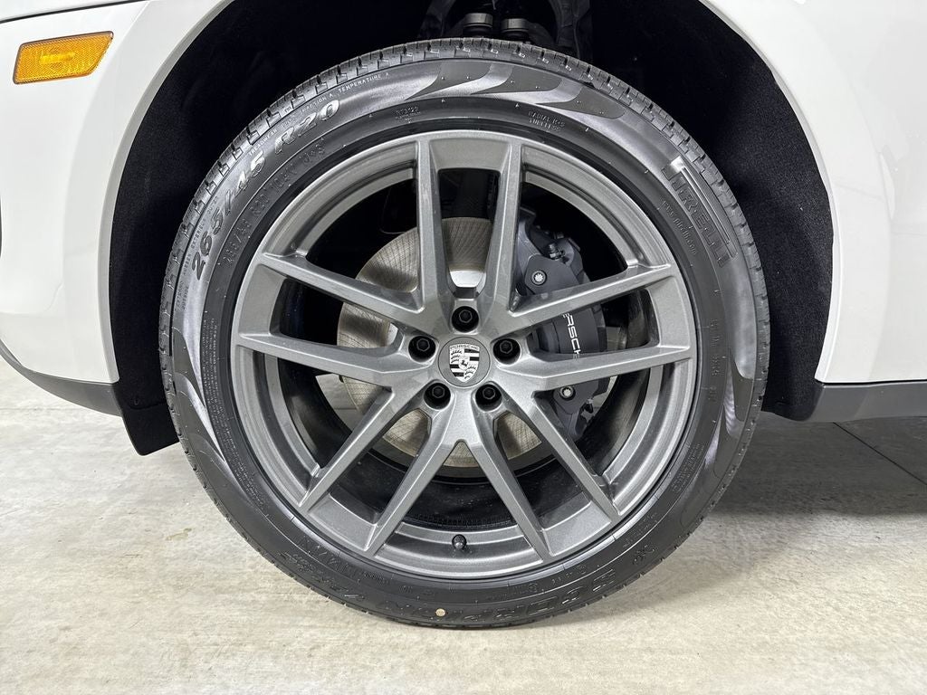 2026 Porsche Macan T