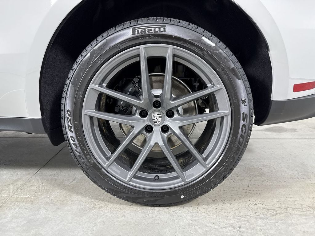 2026 Porsche Macan T