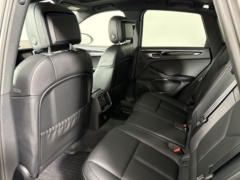 2026 Porsche Macan T