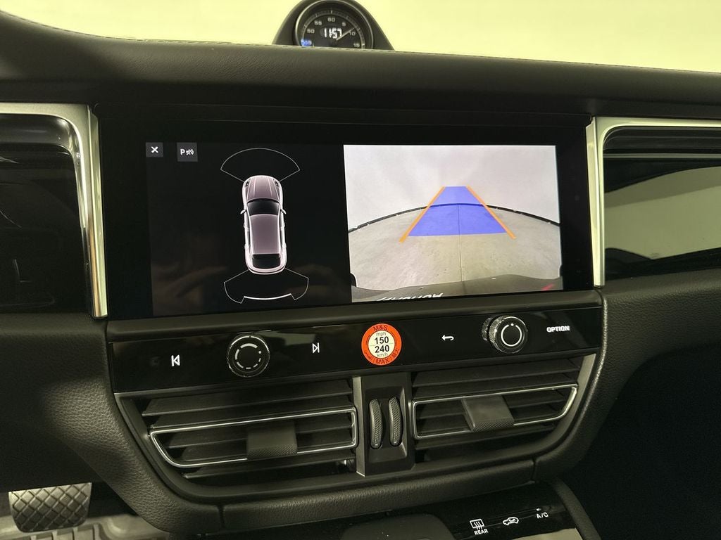 2026 Porsche Macan T