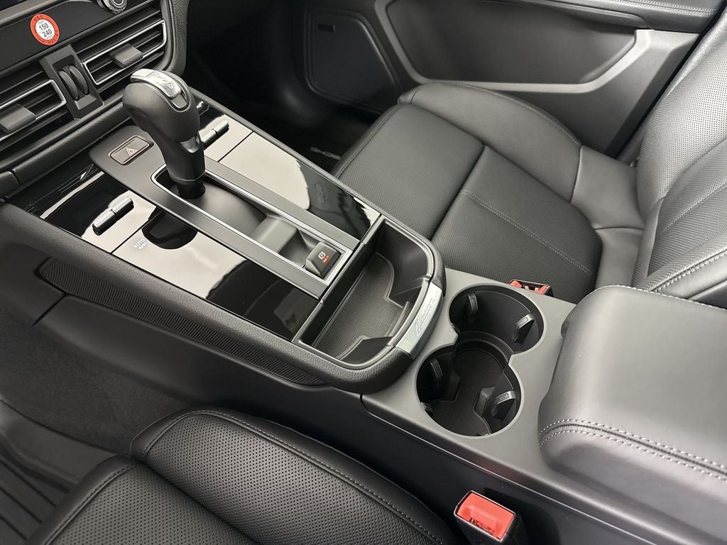 2026 Porsche Macan T