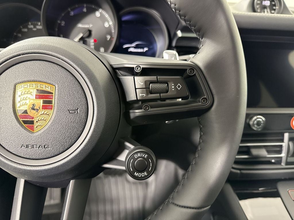 2026 Porsche Macan T