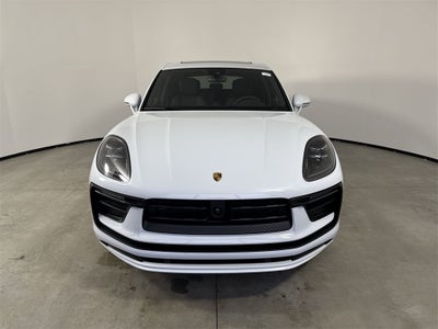 2026 Porsche Macan AWD