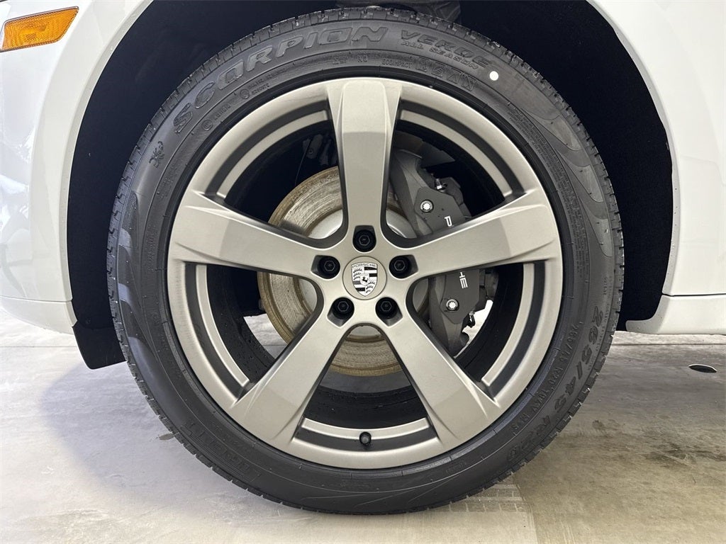 2026 Porsche Macan AWD