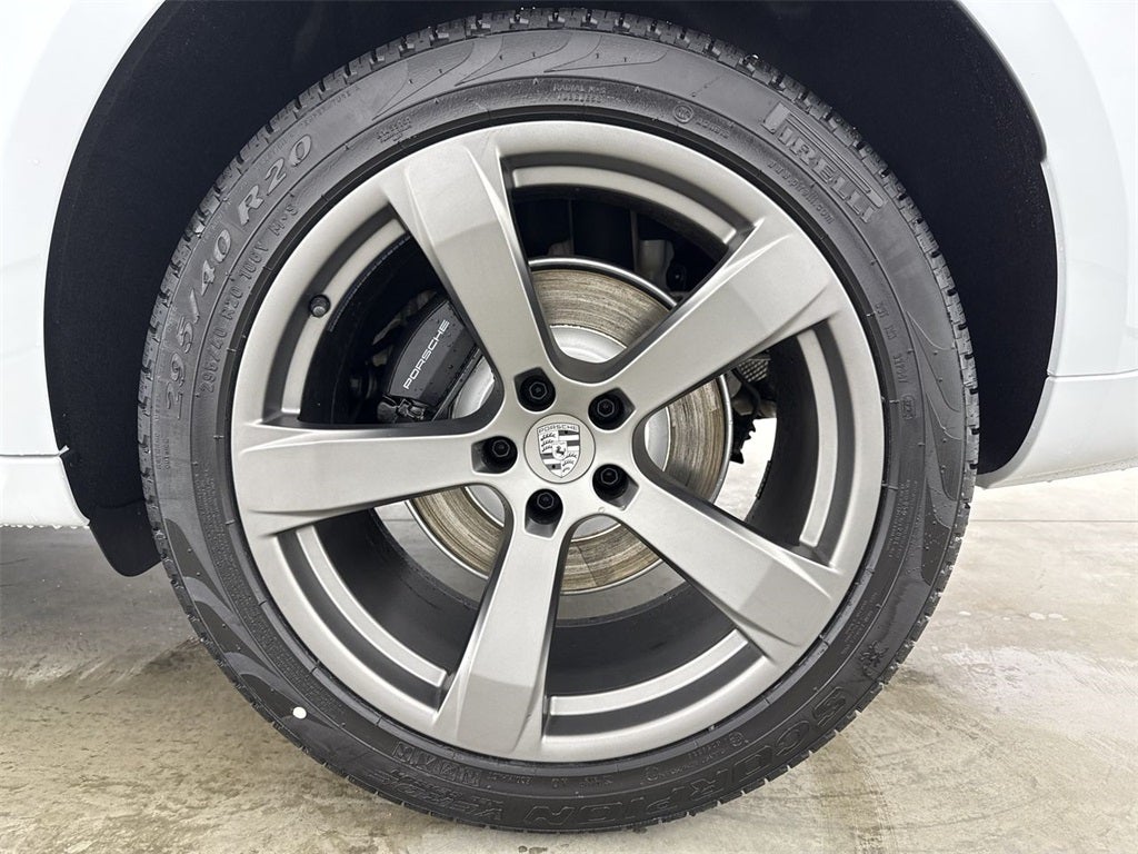 2026 Porsche Macan AWD