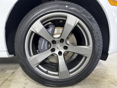 2026 Porsche Macan AWD