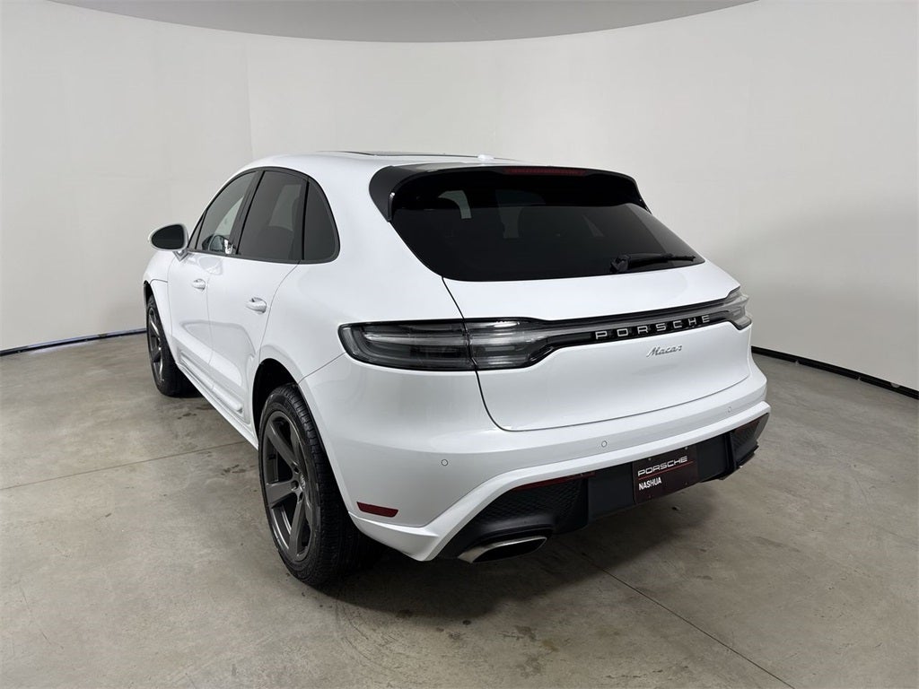 2026 Porsche Macan AWD