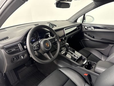 2026 Porsche Macan AWD