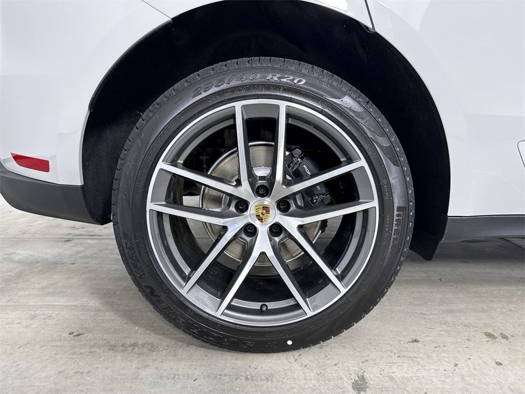 2026 Porsche Macan AWD