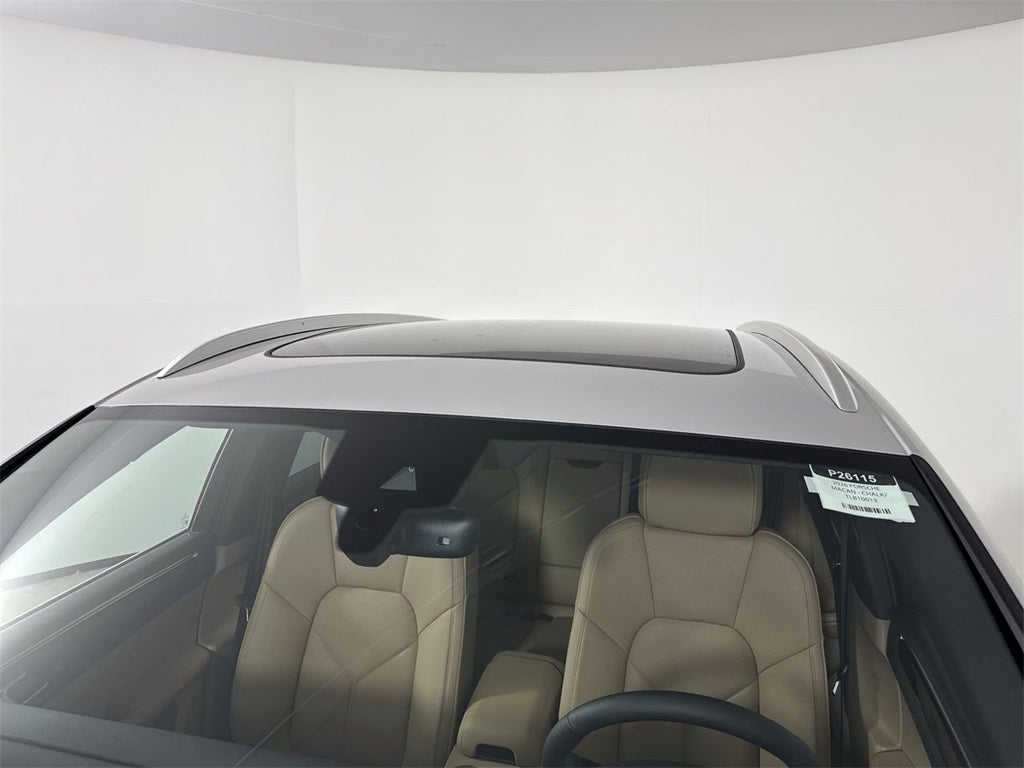 2026 Porsche Macan AWD