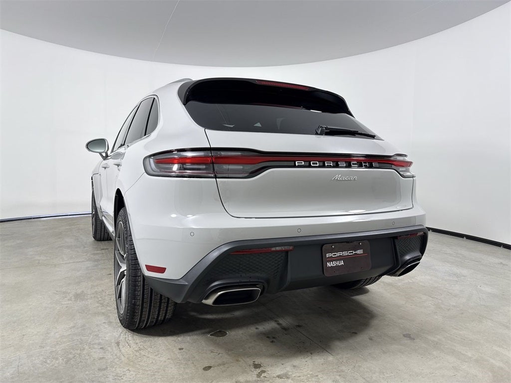 2026 Porsche Macan AWD