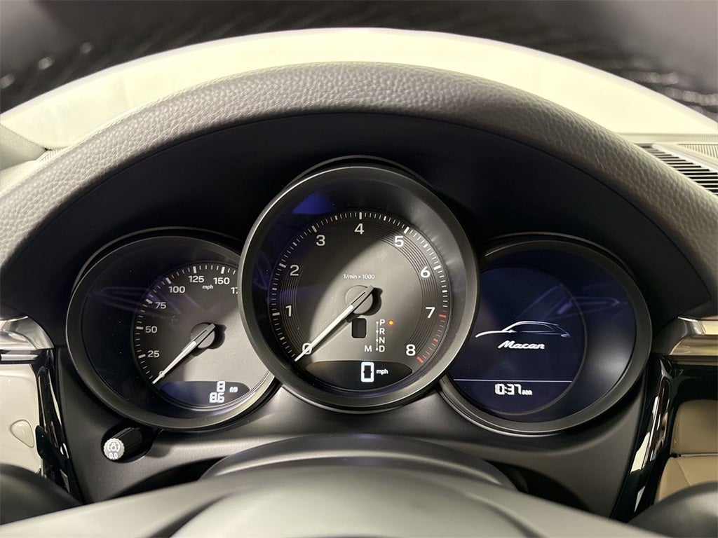 2026 Porsche Macan AWD