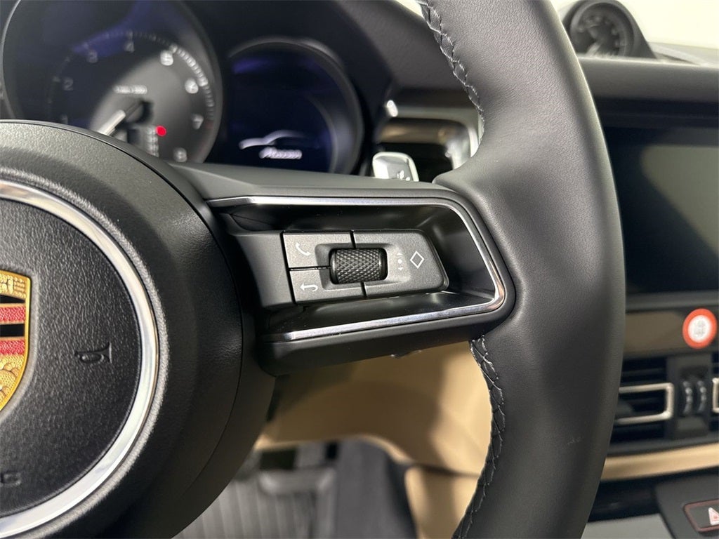 2026 Porsche Macan AWD