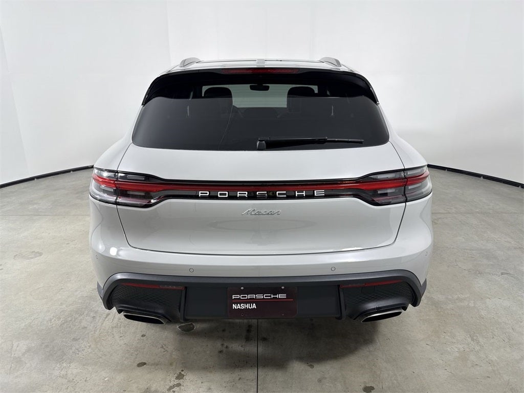 2026 Porsche Macan AWD