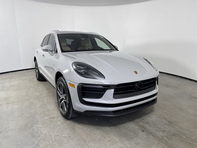 2026 Porsche Macan AWD