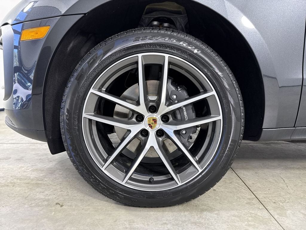2026 Porsche Macan Macan