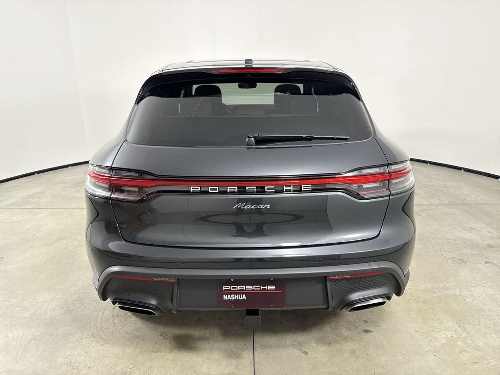 2026 Porsche Macan Macan