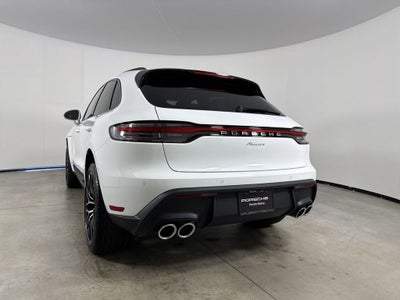2026 Porsche Macan AWD