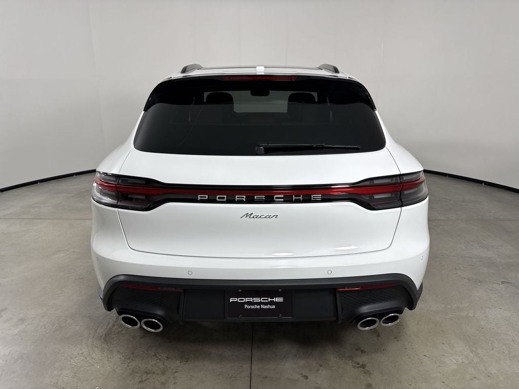 2026 Porsche Macan AWD