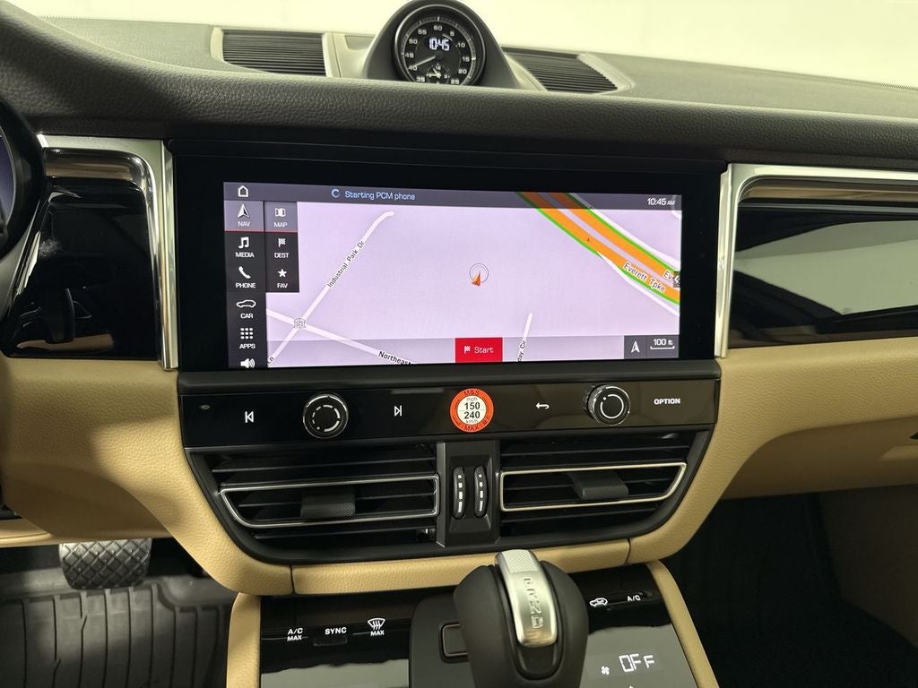 2026 Porsche Macan AWD