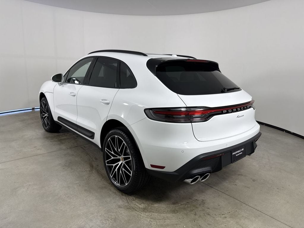 2026 Porsche Macan Macan