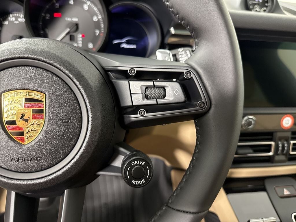 2026 Porsche Macan AWD