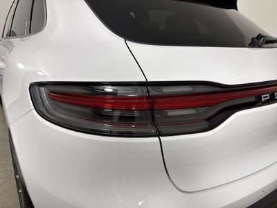 2026 Porsche Macan AWD